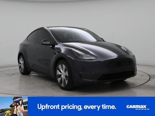 Gray 2024 Tesla Model Y Long Range
