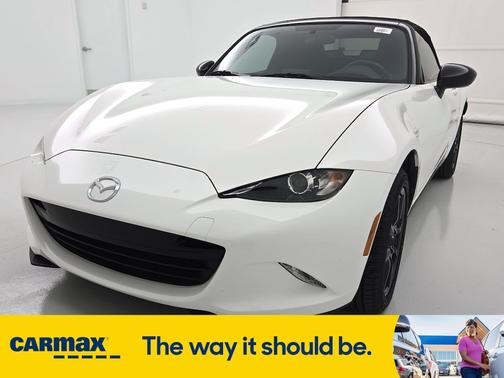 2019 Mazda MX-5 Miata Sport