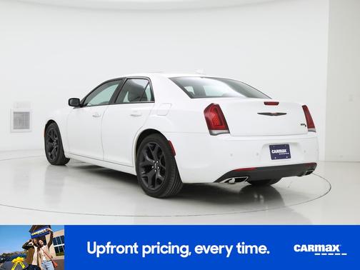 2022 Chrysler 300 S
