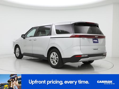 2022 Kia Carnival LX