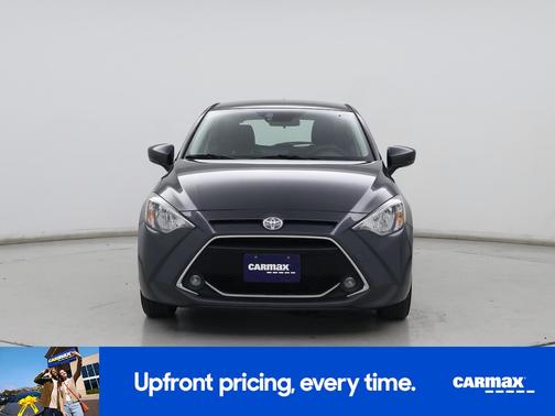 2020 Toyota Yaris LE