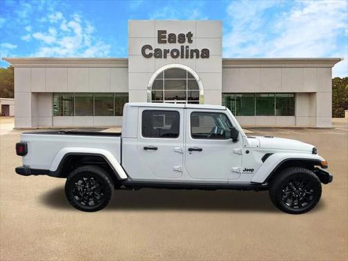 2024 Jeep Gladiator Nighthawk