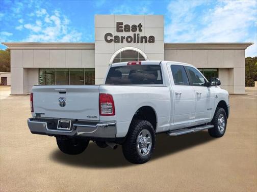 2022 RAM 2500 Big Horn Crew Cab 4x4 64' Box