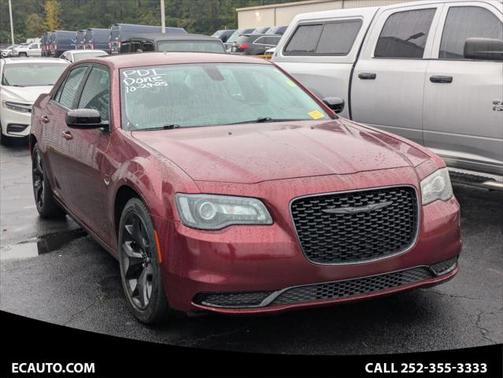 2022 Chrysler 300 Touring