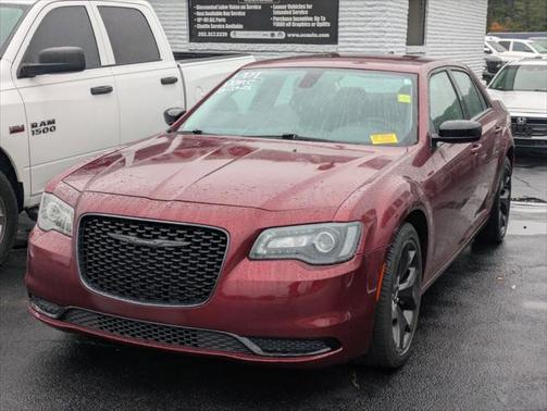 2022 Chrysler 300 Touring