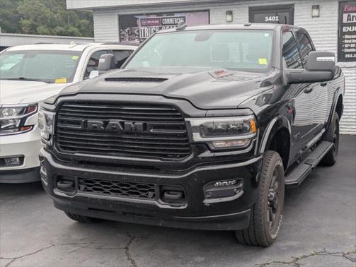 2023 RAM 2500 Laramie Crew Cab 4x4 64' Box