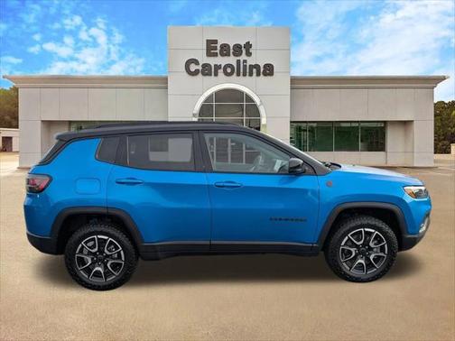2025 Jeep Compass Trailhawk 4x4