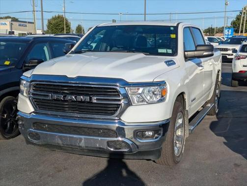 2021 RAM 1500 Big Horn Crew Cab 4x4 57' Box