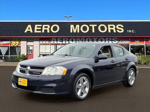Blackberry Pearlcoat 2012 Dodge Avenger SXT