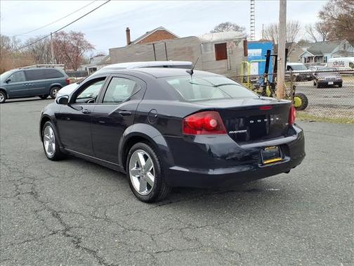 Blackberry Pearlcoat 2012 Dodge Avenger SXT