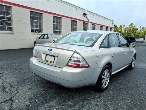 2009 Ford Taurus SEL