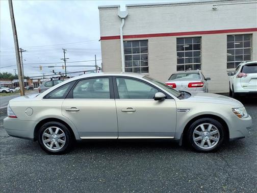 2009 Ford Taurus SEL
