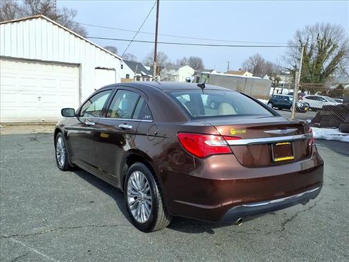 2013 Chrysler 200 Limited