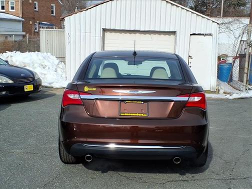 2013 Chrysler 200 Limited