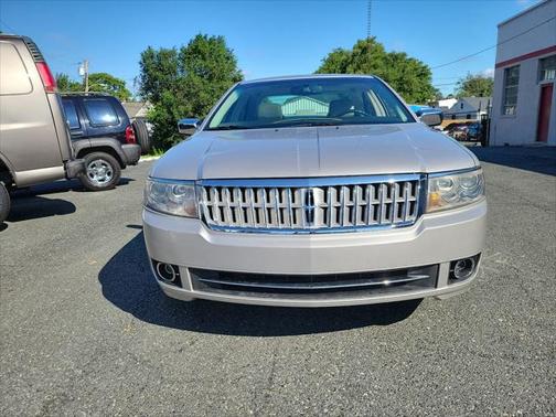 2007 Lincoln MKZ Base