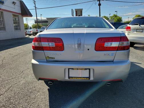 2007 Lincoln MKZ Base