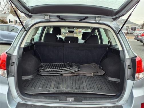 2014 Subaru Outback 2.5i