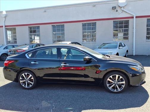 2016 Nissan Altima 2.5 SR