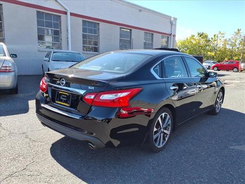 2016 Nissan Altima 2.5 SR