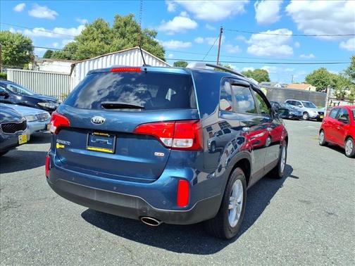2014 Kia Sorento LX