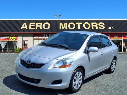 2009 Toyota Yaris S