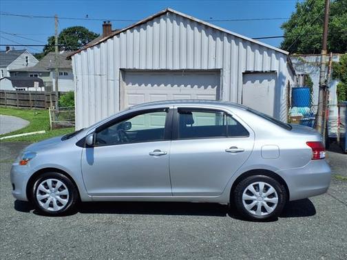 2009 Toyota Yaris S