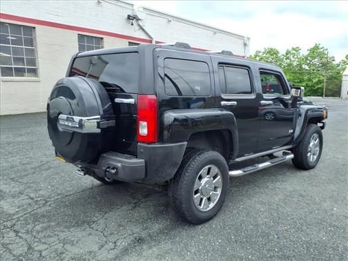 Black 2007 Hummer H3 Base
