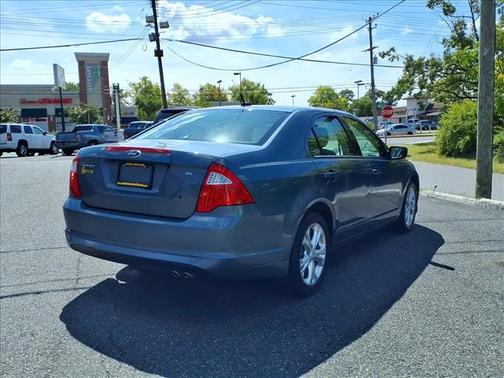 2012 Ford Fusion SE