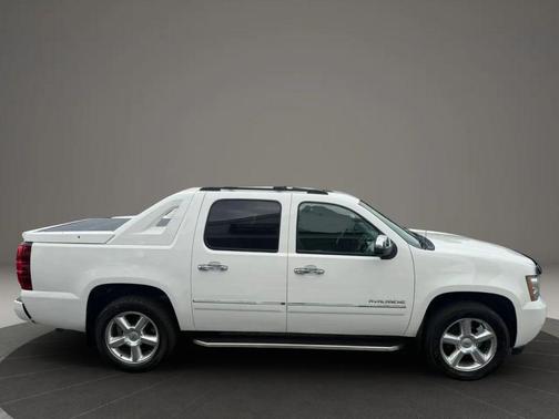 White 2012 Chevrolet Avalanche 1500 LTZ