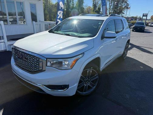2017 GMC Acadia Denali