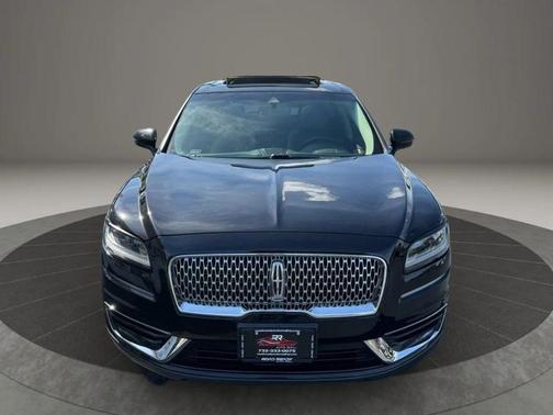 2019 Lincoln Nautilus Select