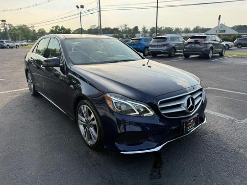 2016 Mercedes-Benz E-Class 4MATIC