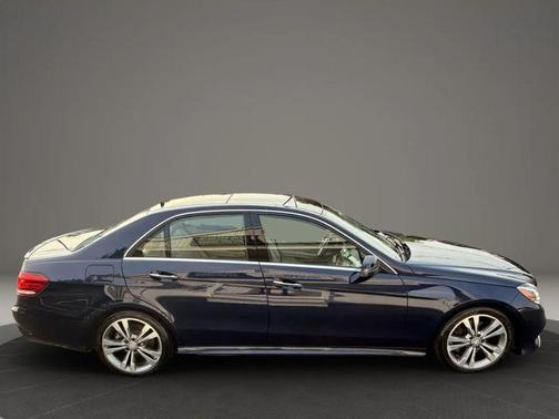 2016 Mercedes-Benz E-Class 4MATIC