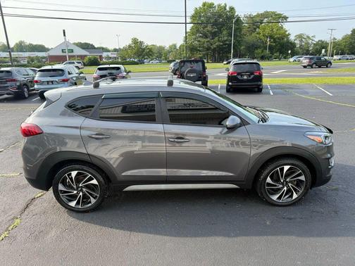 2020 Hyundai TUCSON Sport