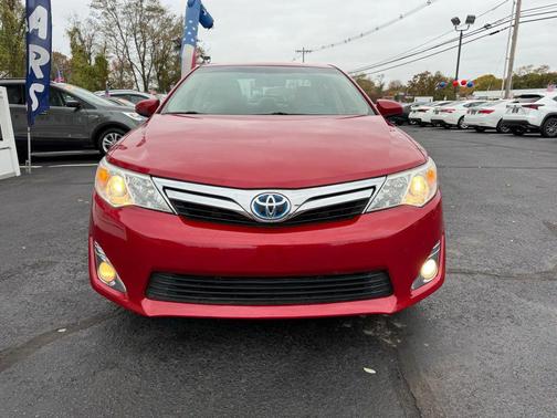2014 Toyota Camry Hybrid XLE