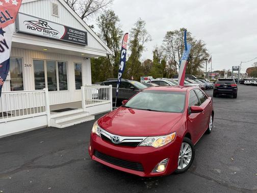 2014 Toyota Camry Hybrid XLE