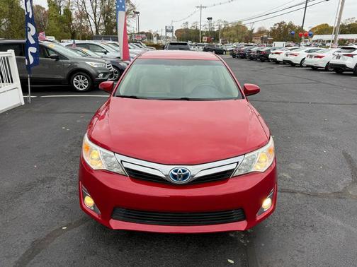 2014 Toyota Camry Hybrid XLE