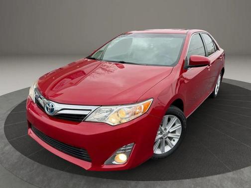 2014 Toyota Camry Hybrid XLE