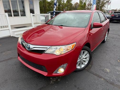 2014 Toyota Camry Hybrid XLE
