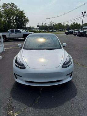 2022 Tesla Model 3 Standard Range