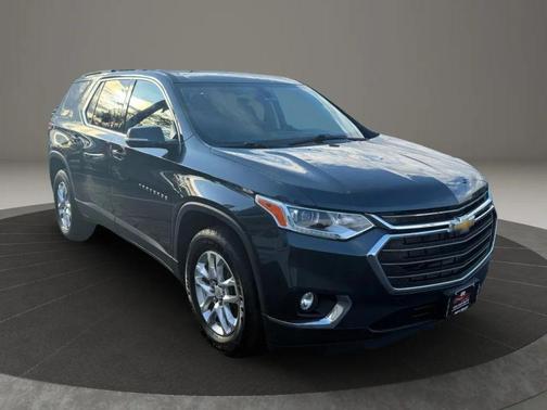 2020 Chevrolet Traverse LT Cloth