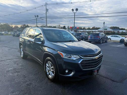 2020 Chevrolet Traverse LT Cloth