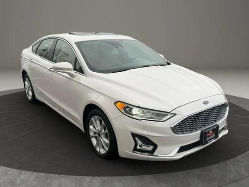 2019 Ford Fusion Energi Titanium