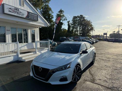 2020 Nissan Altima SR Intelligent AWD