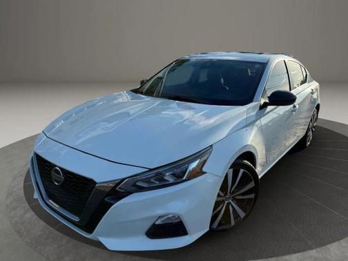 2020 Nissan Altima SR Intelligent AWD