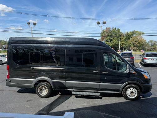 2017 Ford Transit-350 XLT