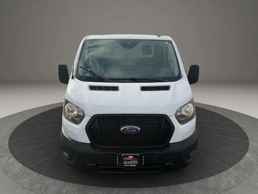 2022 Ford Transit-250 Base