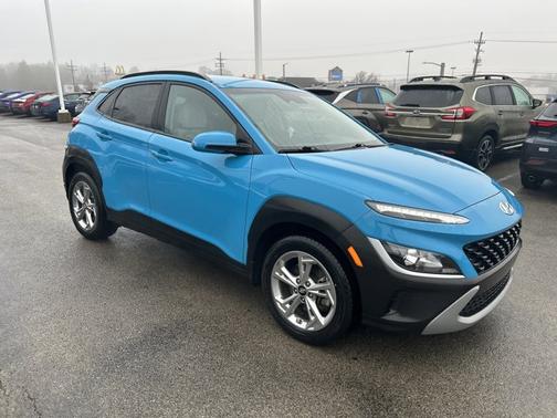 2023 Hyundai KONA SEL