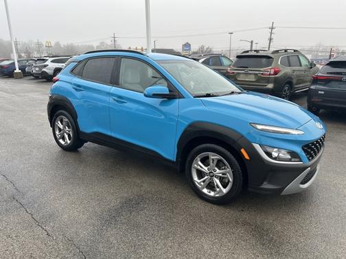 2023 Hyundai KONA SEL