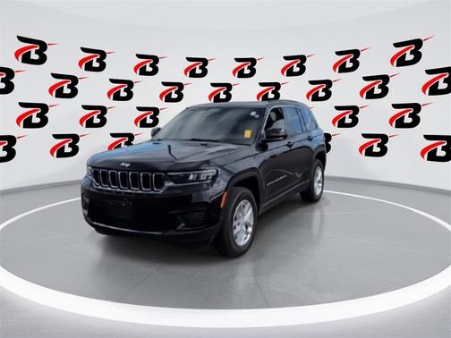 2024 Jeep Grand Cherokee Laredo